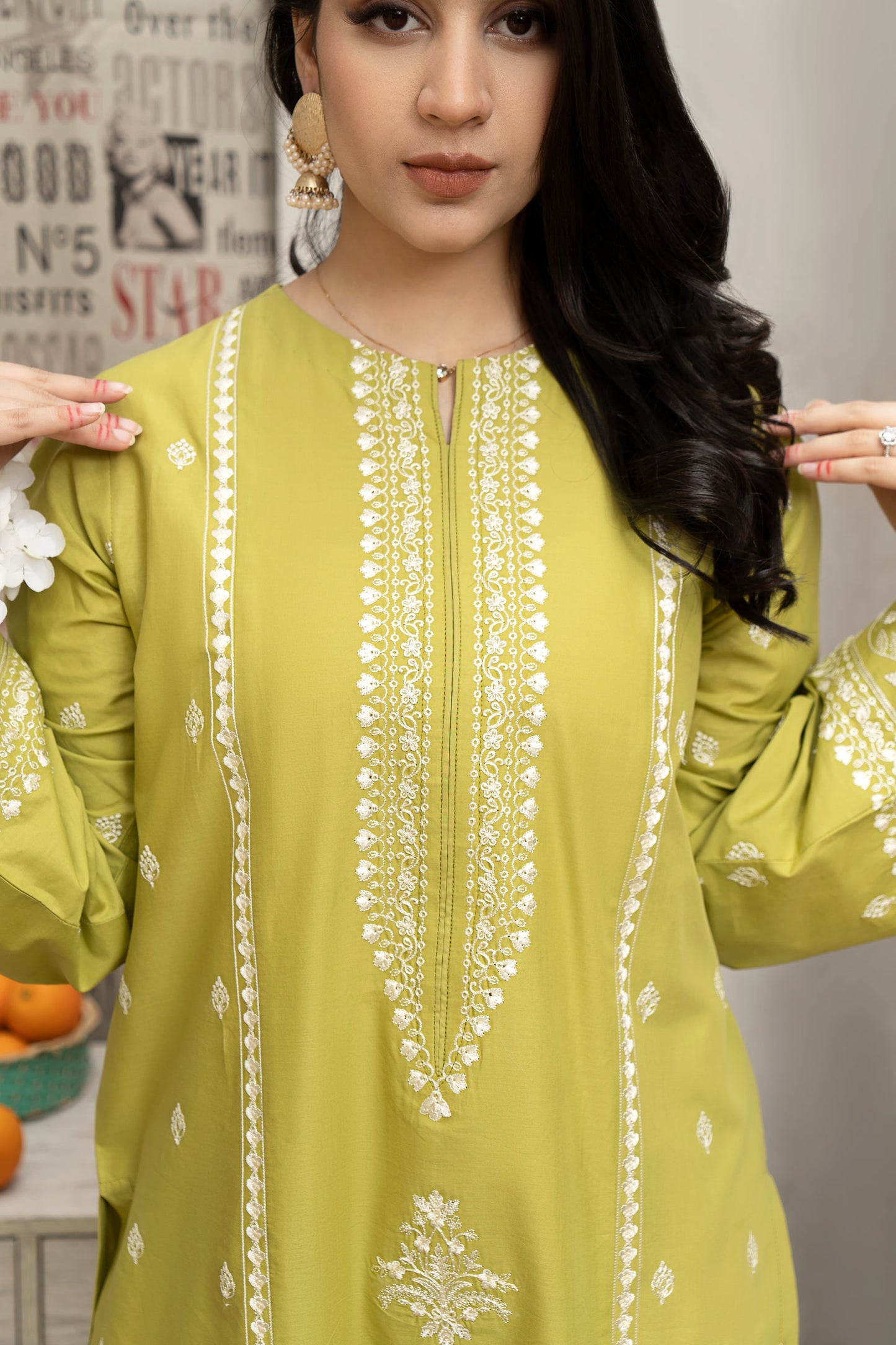 TOOR – Luxury Embroidered 3-Piece in DHANAK