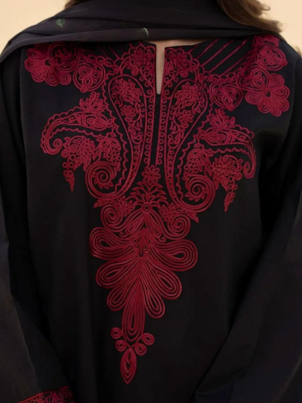 Zaroon – Luxury Embroidered 3-Piece in DHANAK